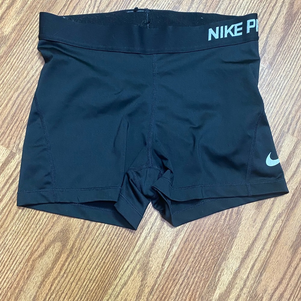 Womens Nike Pro Black Shorts Medium
